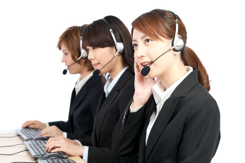 Female call center operators Copyright : youichi4411